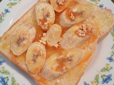 マーマレードとバナナのトースト